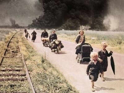 Un enfant dans l'exode.