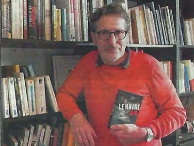 Frédéric Leterreux présent au Salon Les passeurs d'encre.
